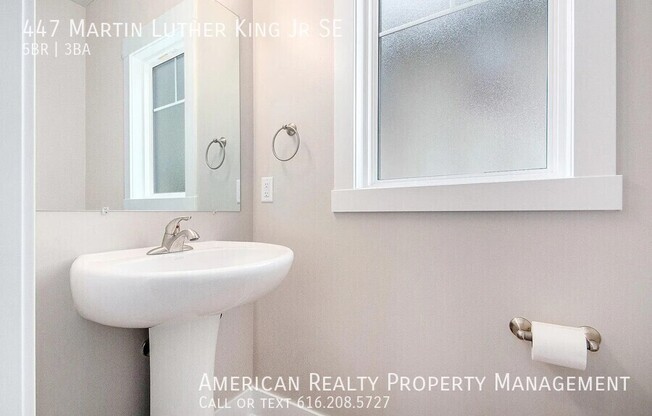 447 MARTIN LUTHER KING SE