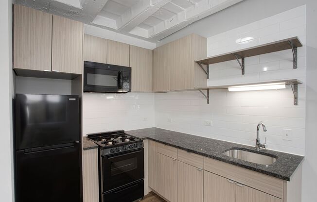 1 bed, 1 bath, $1,795, Unit 308