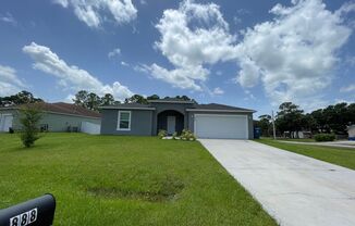 Available on November 20th! Wonderful 4 Bedroom, 2 Bathroom Home in Palm Bay!!