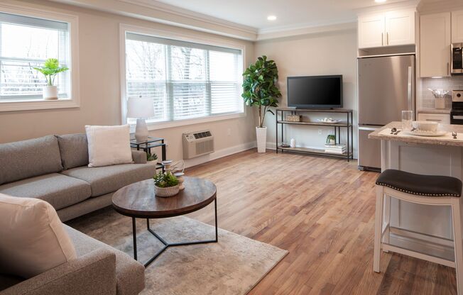 1 bed, 1 bath, 635 sqft, $2,395, Unit 305