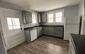 1020 E Delmar