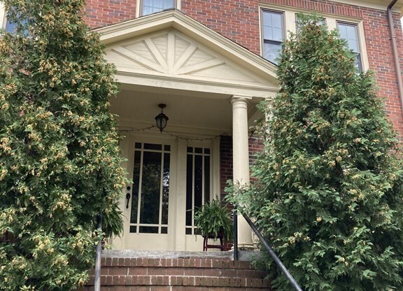 6 Highland Ave