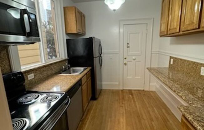 2 beds, 1 bath, 100 sqft, $2,995, Unit 1