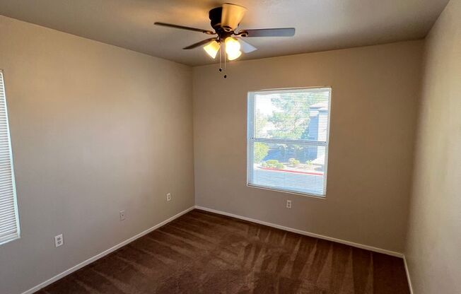 3 beds, 2 baths, $1,710, Unit # 2072