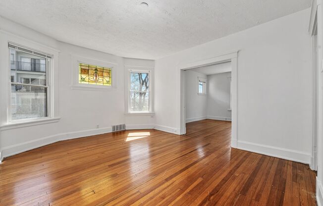 3602 Linwood