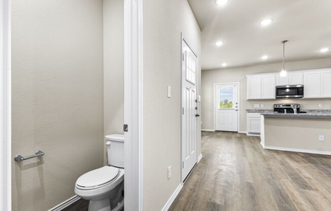 3 beds, 2.5 baths, 1,225 sqft, $1,950, Unit Sai Mnr 102-101