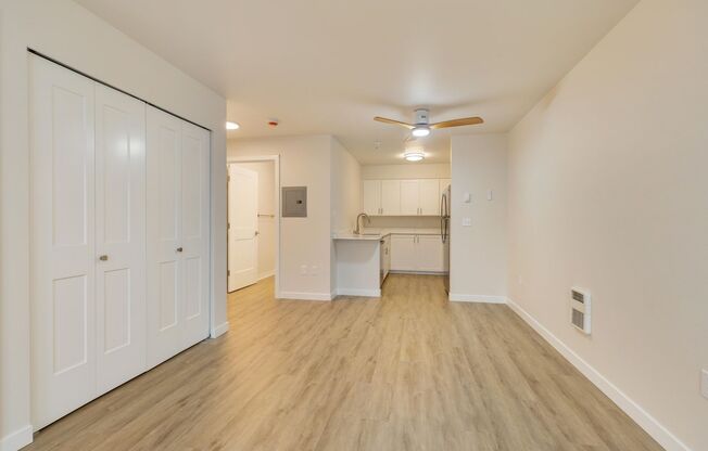 1 bed, 1 bath, 593 sqft, $1,895, Unit 303