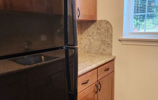 2 beds, 1 bath, 878 sqft, $1,285, Unit WY09013