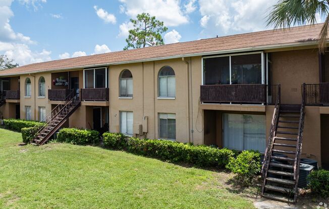 1 bed, 1 bath, 624 sqft, $1,025, Unit M5703A (1X1S)