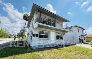 220 GDN AVE