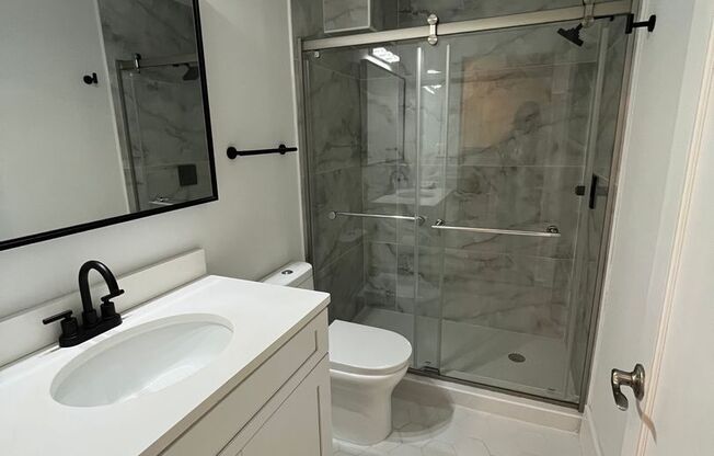 3 beds, 2 baths, 1,600 sqft, $2,495, Unit 519
