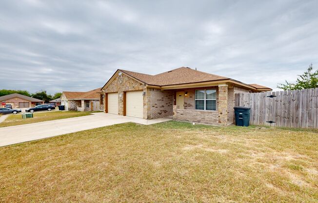 Gorgeous duplex with new EVP flooring