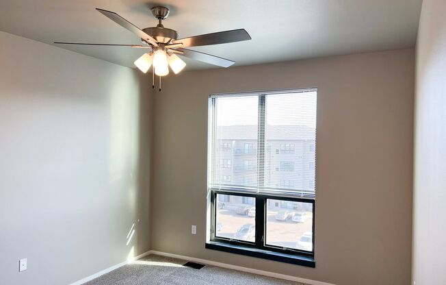 2 beds, 2 baths, 1,092 sqft, $1,750, Unit Bldg 5 Apt 5300