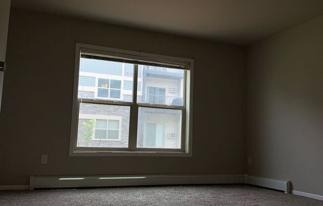 2 beds, 2 baths, 1,011 sqft, $1,255, Unit 2450-108