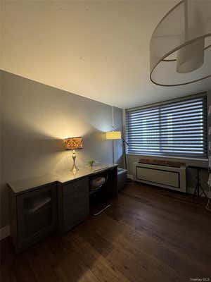 2 beds, 2 baths, 984 sqft, $7,500, Unit 11F