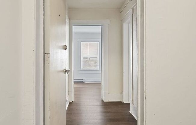 1 bed, 1 bath, 625 sqft, $1,750, Unit 108