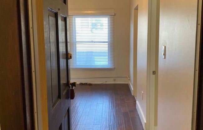 245 LINDEN AVENUE