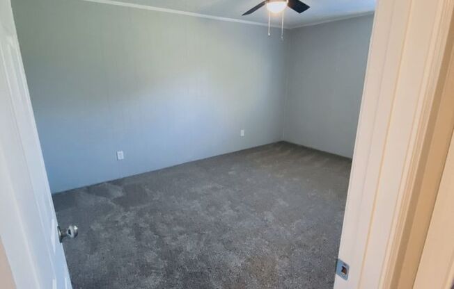 2 beds, 1 bath, 768 sqft, $895, Unit 3620-D