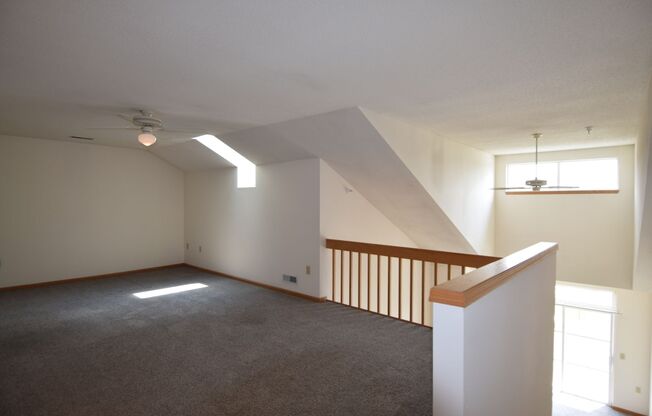 2 beds, 2 baths, 1,000 sqft, $1,795, Unit 8118-407