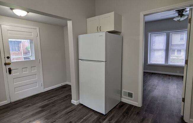 1 bed, 1 bath, $995, Unit Unit 1