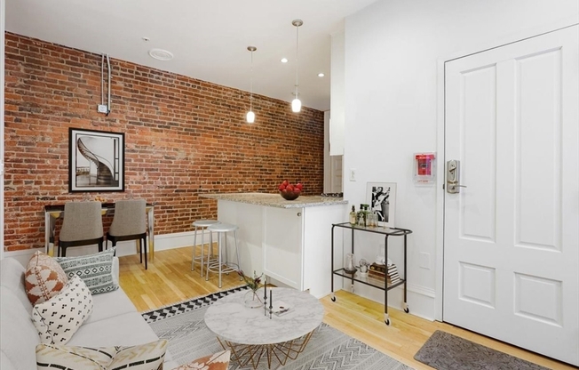 31 Massachusetts Ave
