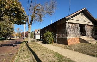 2 Bedroom 1 Bathroom single family home in Peoria, IL