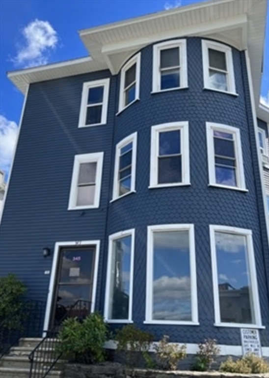345 PARK AVE