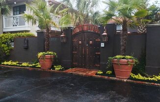 Greenhouse Villa