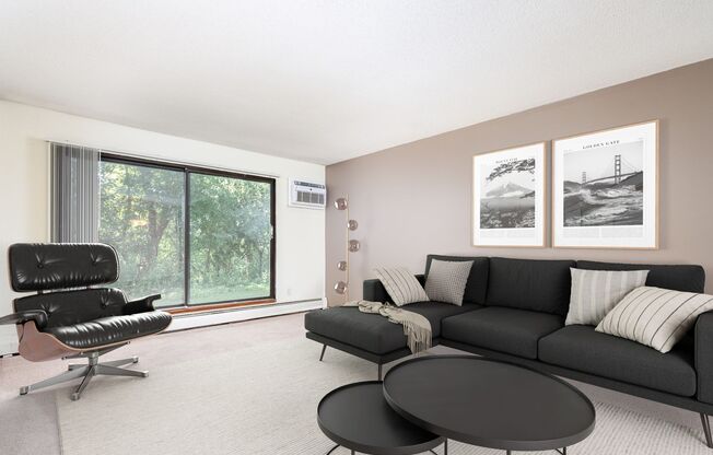 2 beds, 1 bath, 1,020 sqft, $1,395, Unit 295-203