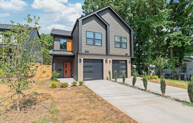 Move-in Ready Modern Townhome!!