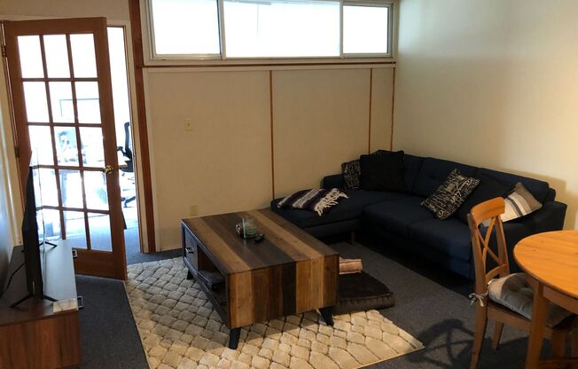 Fairlane Apartments (5520)