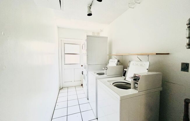 1 bed, 1 bath, $2,395, Unit 38-6