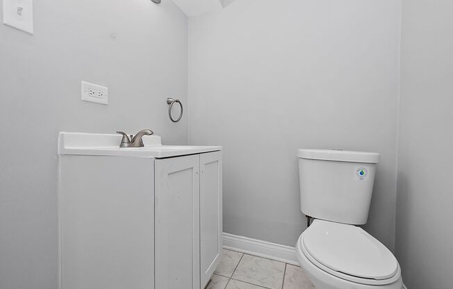 5116-5118 S Indiana Ave