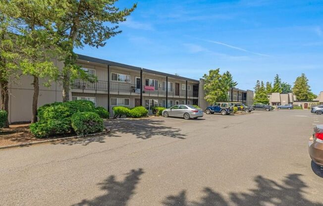 1 bed, 1 bath, 540 sqft, $1,300, Unit 19