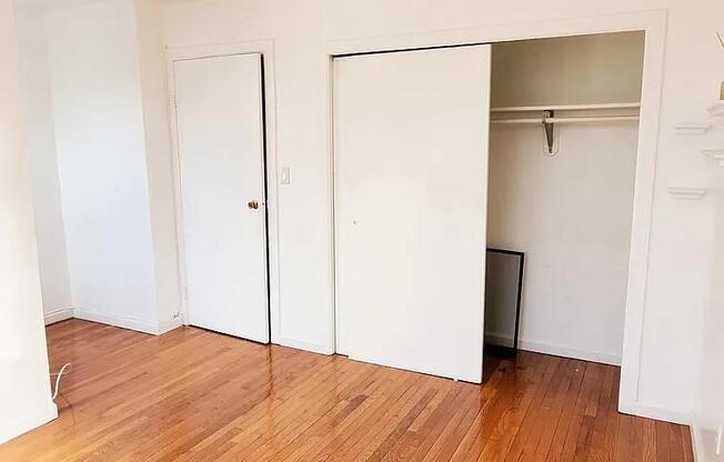 115 VANDERBILT AVE