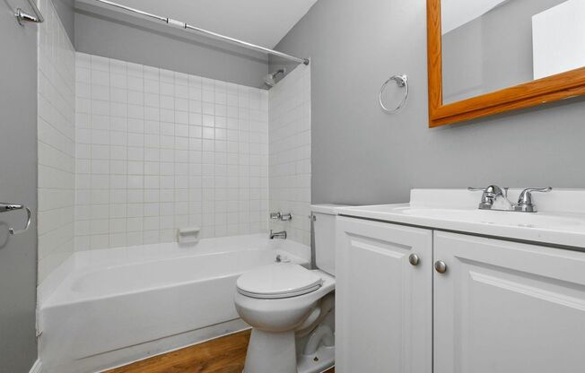 2 beds, 1 bath, 1,100 sqft, $1,860, Unit 3110-201