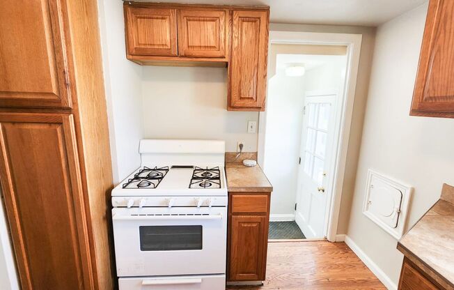 3 beds, 1 bath, $1,500