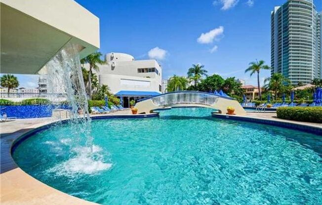 3 beds, 2 baths, $4,500, Unit # 4 L