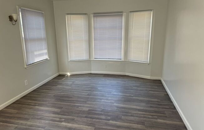 2600 W. 43rd Pl
