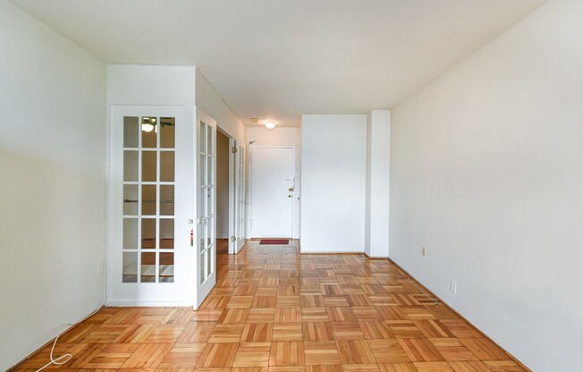 Charming & Bright Junior One Bedroom at River Place North