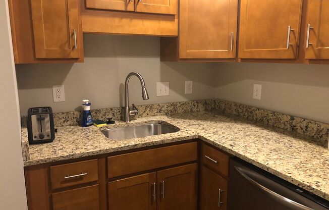 Studio, 1 bath, 500 sqft, $850, Unit G 104