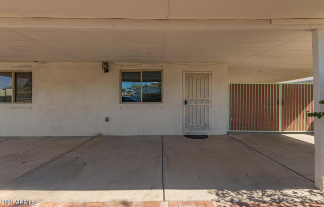 1429 S 10th Ave