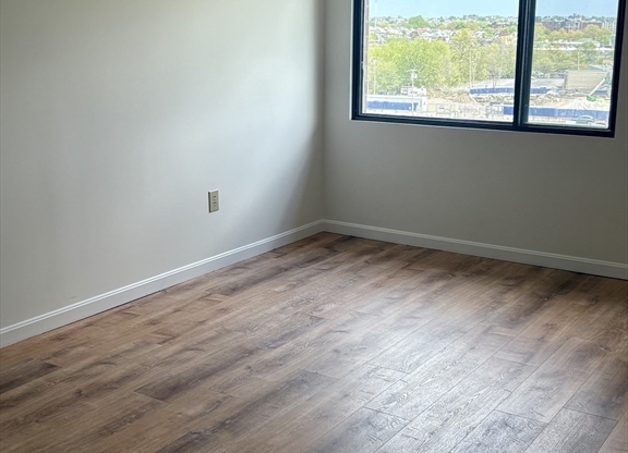 2 beds, 2 baths, 1,229 sqft, $3,500, Unit 613