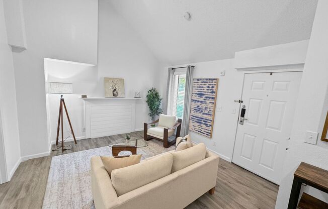 2 beds, 2 baths, 700 sqft, $1,195, Unit BLDG 1008 - APT 201