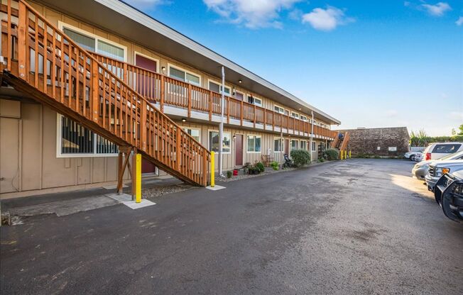 Villa Rose Apartments