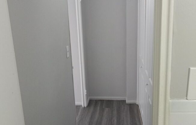 Studio, 1 bath, 400 sqft, $1,200, Unit 823