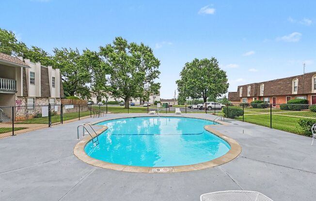 4 beds, 2.5 baths, 1,650 sqft, $1,800, Unit Chapel Dr-6823