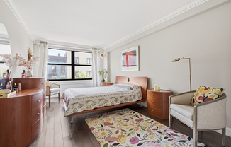 225 E 57 ST