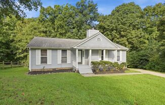 Move-in Ready 3 Bedroom Ranch Home in University Area