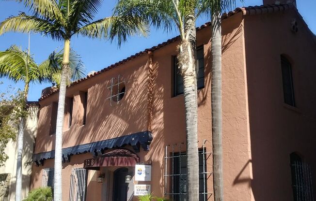 0080 - 328 ELM AVE. LLC.